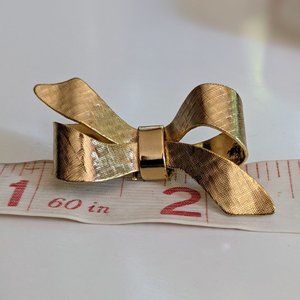 Vintage small & sweet gold ribbon or bow pin